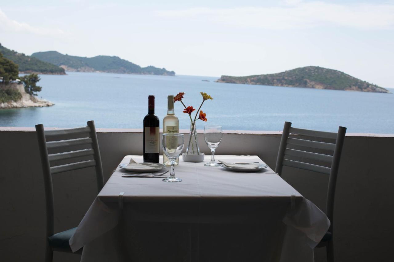 Villas Alexandra Skiathos Platanias  エクステリア 写真